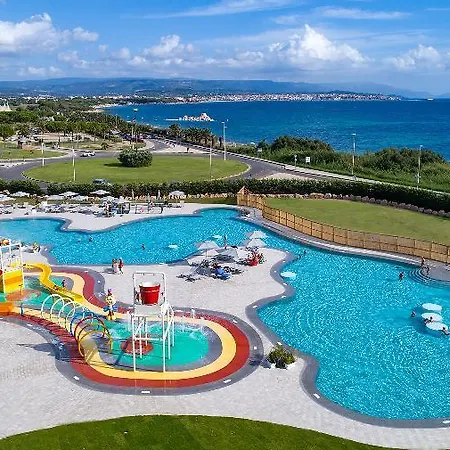 אתר קמפינג Village Laguna Blu 4*