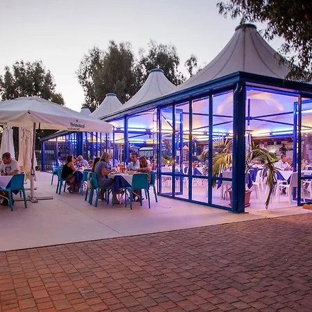 Кемпинг Village Laguna Blu Фертилия