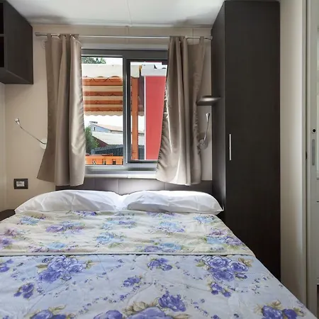 Кемпинг Village Laguna Blu Фертилия