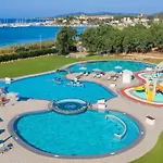 Village Laguna Blu 4*