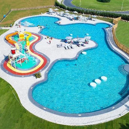 Village Laguna Blu Campeggio 4*