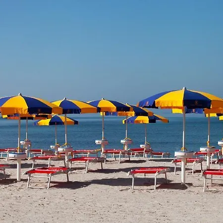 Campeggio Village Laguna Blu 4*