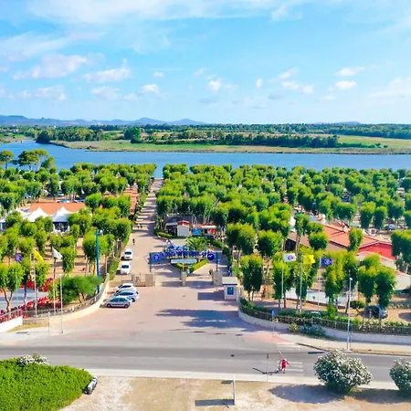 Village Laguna Blu Camping