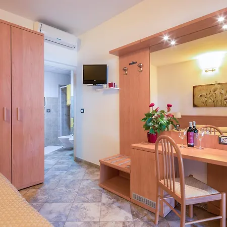 Village Laguna Blu 4*