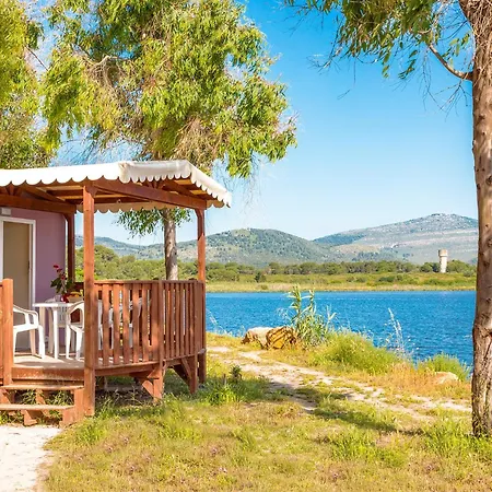 Village Laguna Blu キャンプ場 フェルティリア