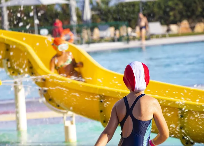 Village Laguna Blu 4*